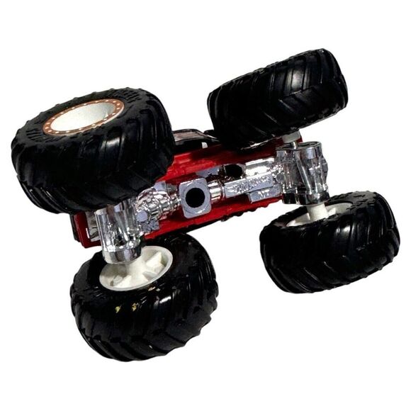 Hot Wheels Monster Jam Bone Shaker Monster Truck Die Cast 1:64 Black And Red - Picture 4 of 4